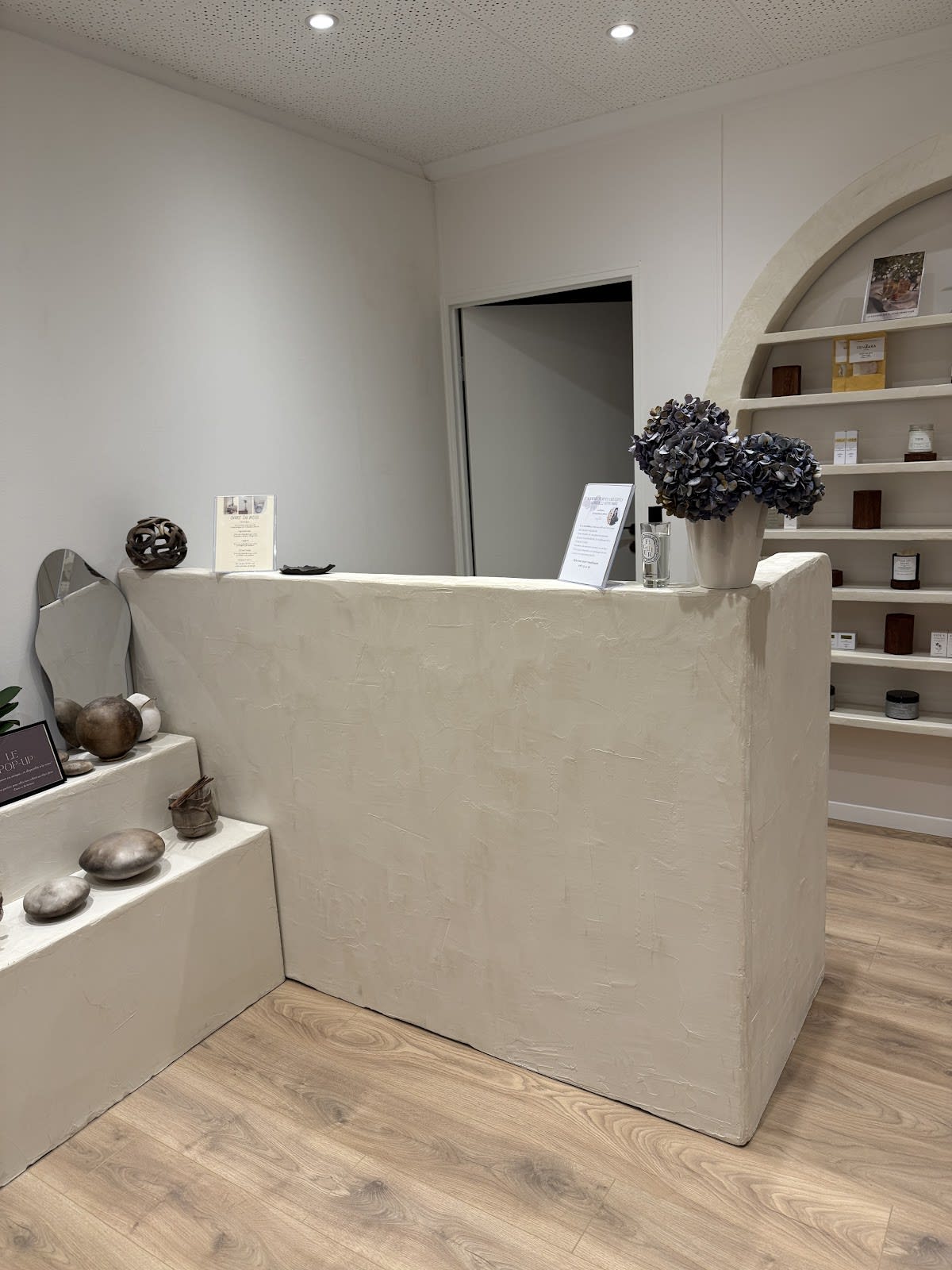 Le centre Genève By Charline gallery image 4