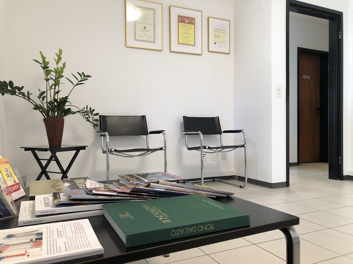 Dr. med. dent. Svitlana Bough gallery image 3