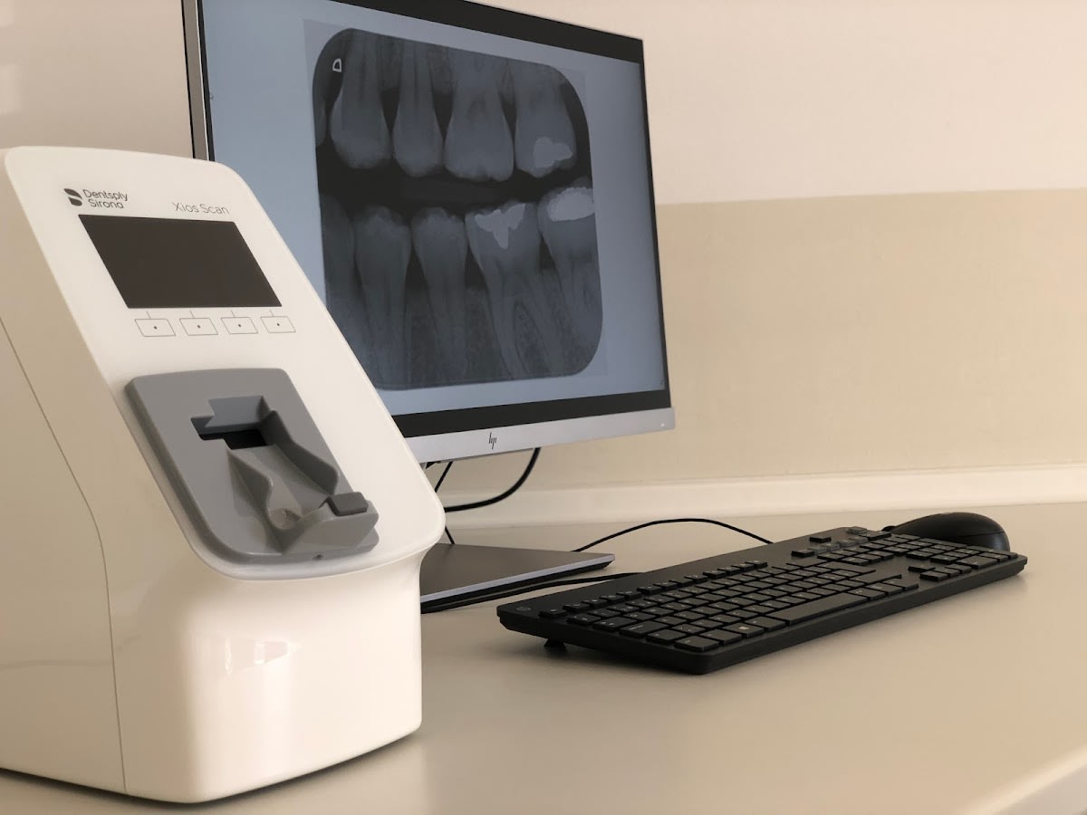 Dr. med. dent. Svitlana Bough gallery image 4