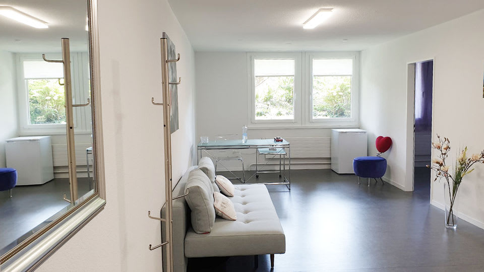 Smooth Skin gallery image 2