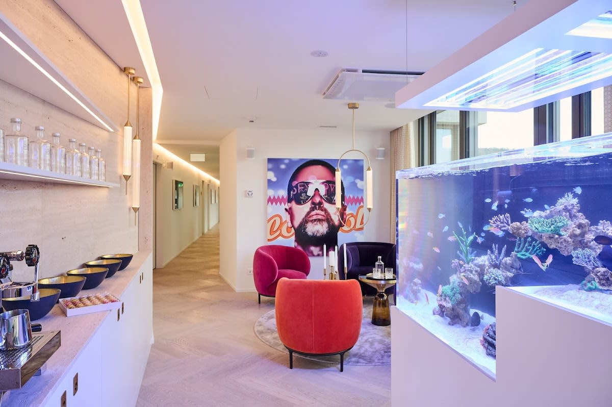 artis AESTHETICS - Dr. Adrian Palma - Ästhetische Behandlungen, Faltenbehandlung in Zürich gallery image 3