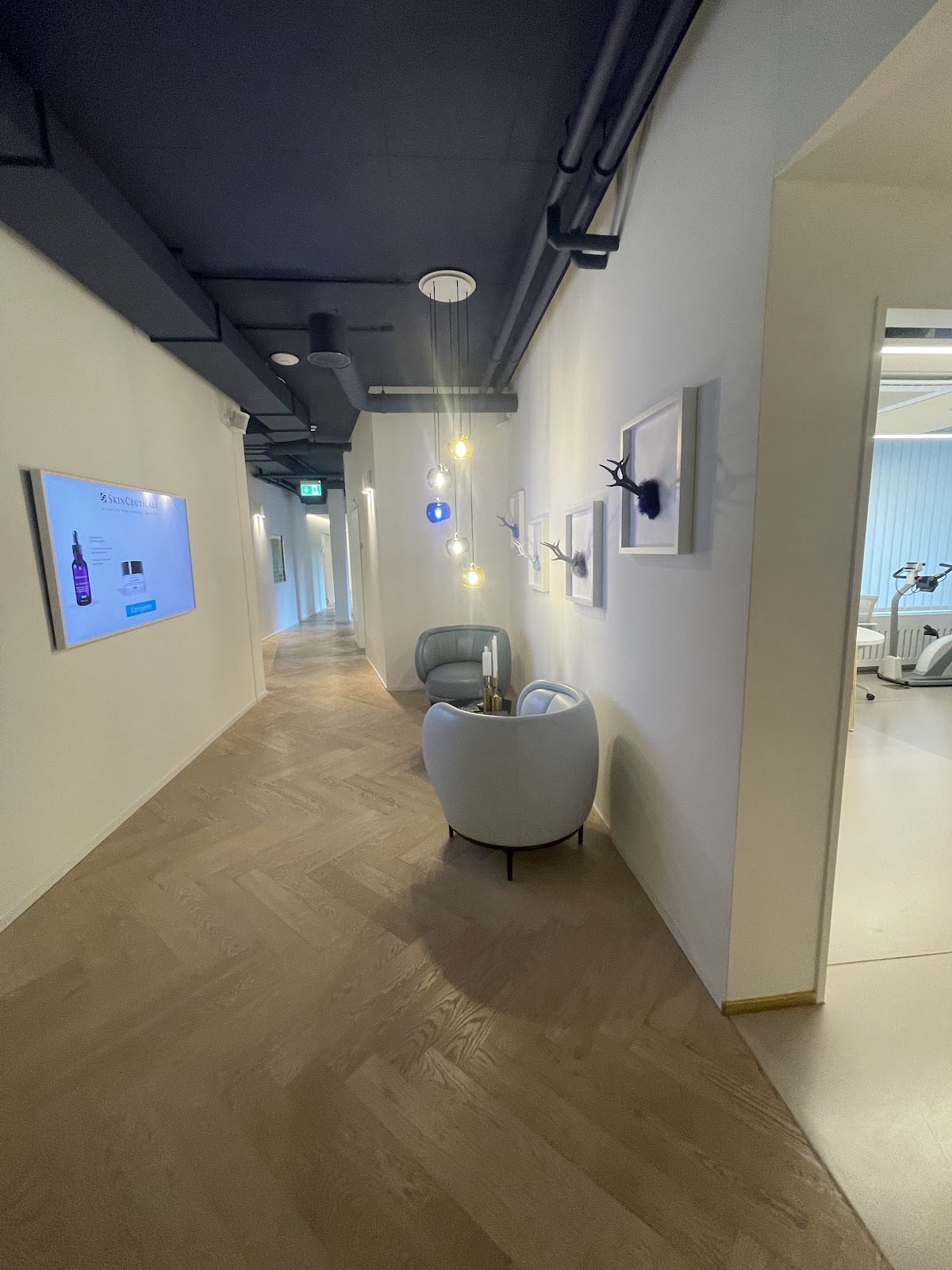 artis AESTHETICS - Dr. Adrian Palma - Ästhetische Behandlungen, Faltenbehandlung in Zürich gallery image 5