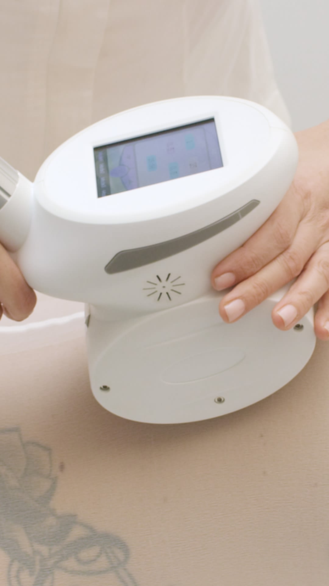 ALYSEASKIN gallery image 8