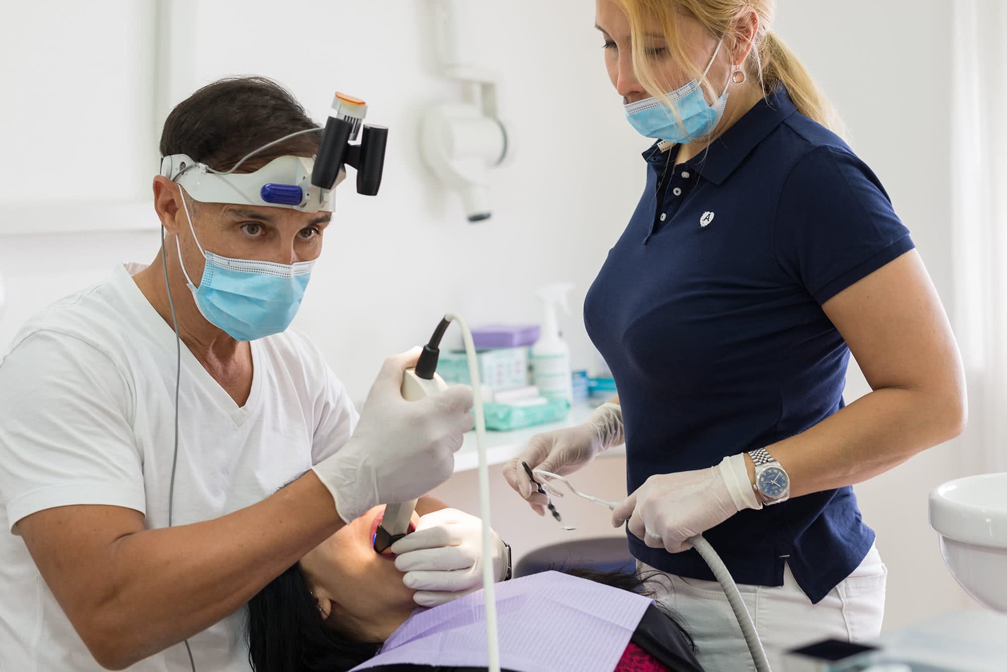 Dr. Med. Dent. Antonio Lenares | Studio dentistico Lugano gallery image 1