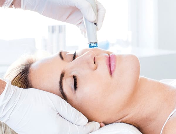 BeautyLaserClinic Hydrafacial Original-Behandlung aus Los Angeles gallery image 6