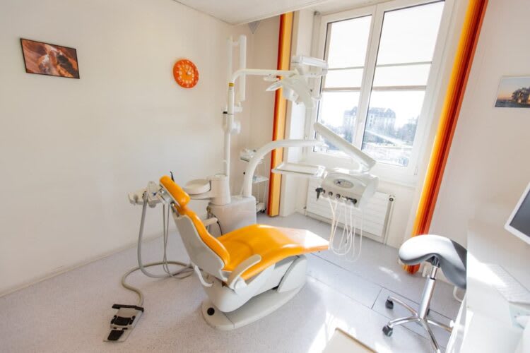 Cabinet Dentaire Cheeze du Grand-Pont - Dr. François Reymond et collègues gallery image 3