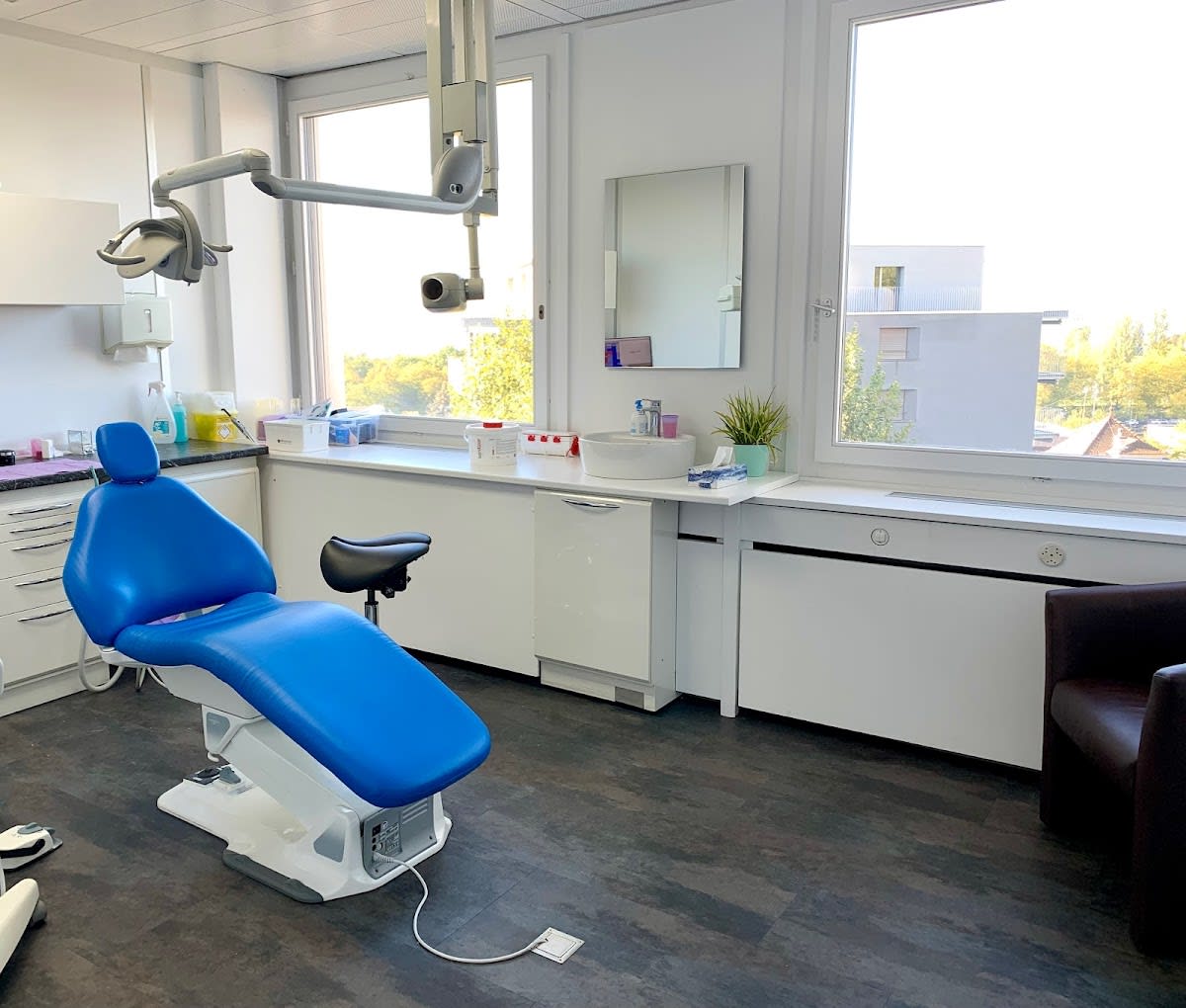 Cabinet Dentaire Lifesmile - Lausanne SA gallery image 3