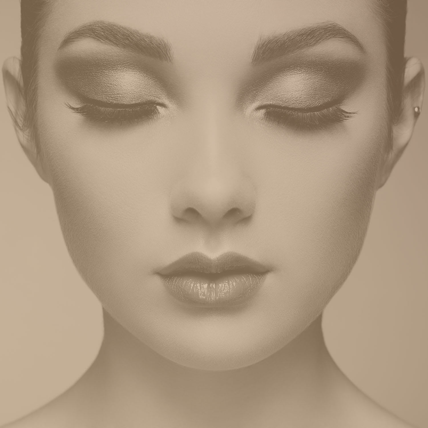 SwissmedGlow - Your natural Beauty to GLOW gallery image 5