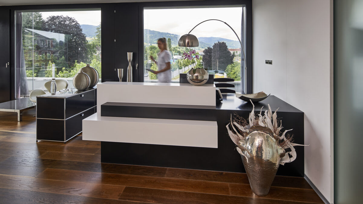 Nasenkorrektur Luzern - Prof. Dr. Marcus Maassen gallery image 2