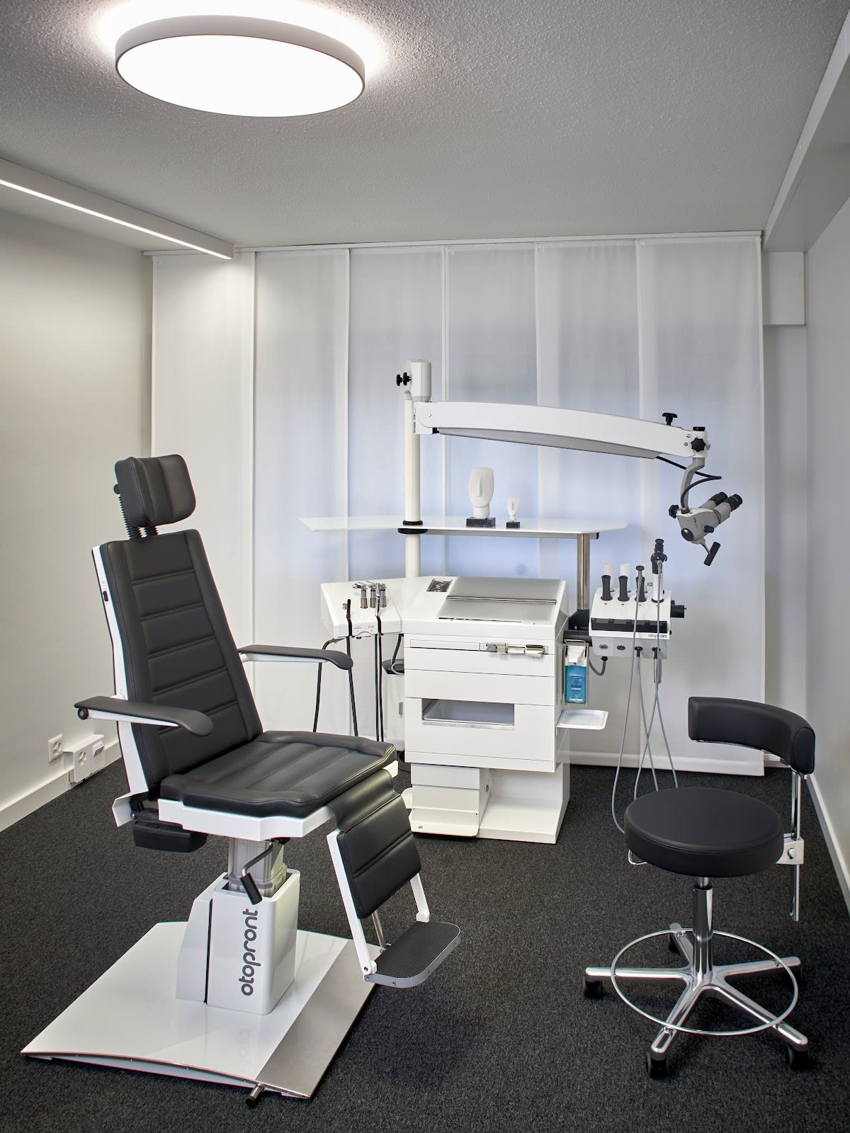 Nasenkorrektur Luzern - Prof. Dr. Marcus Maassen gallery image 7