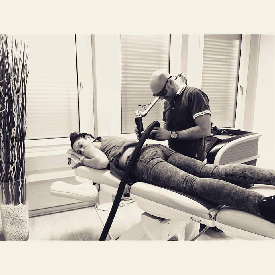 Prof. (UA) Dr. med. Dominik L. Feinendegen - Institut Feinendegen für Plastische Chirurgie AG gallery image 8