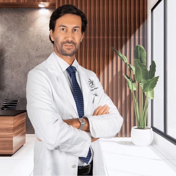 Dr Paolo Montemurro | Chirurgo Plastico Estetico di Varese | Mastoplastica, Addominoplastica, Rinoplastica & Liposuzione interior