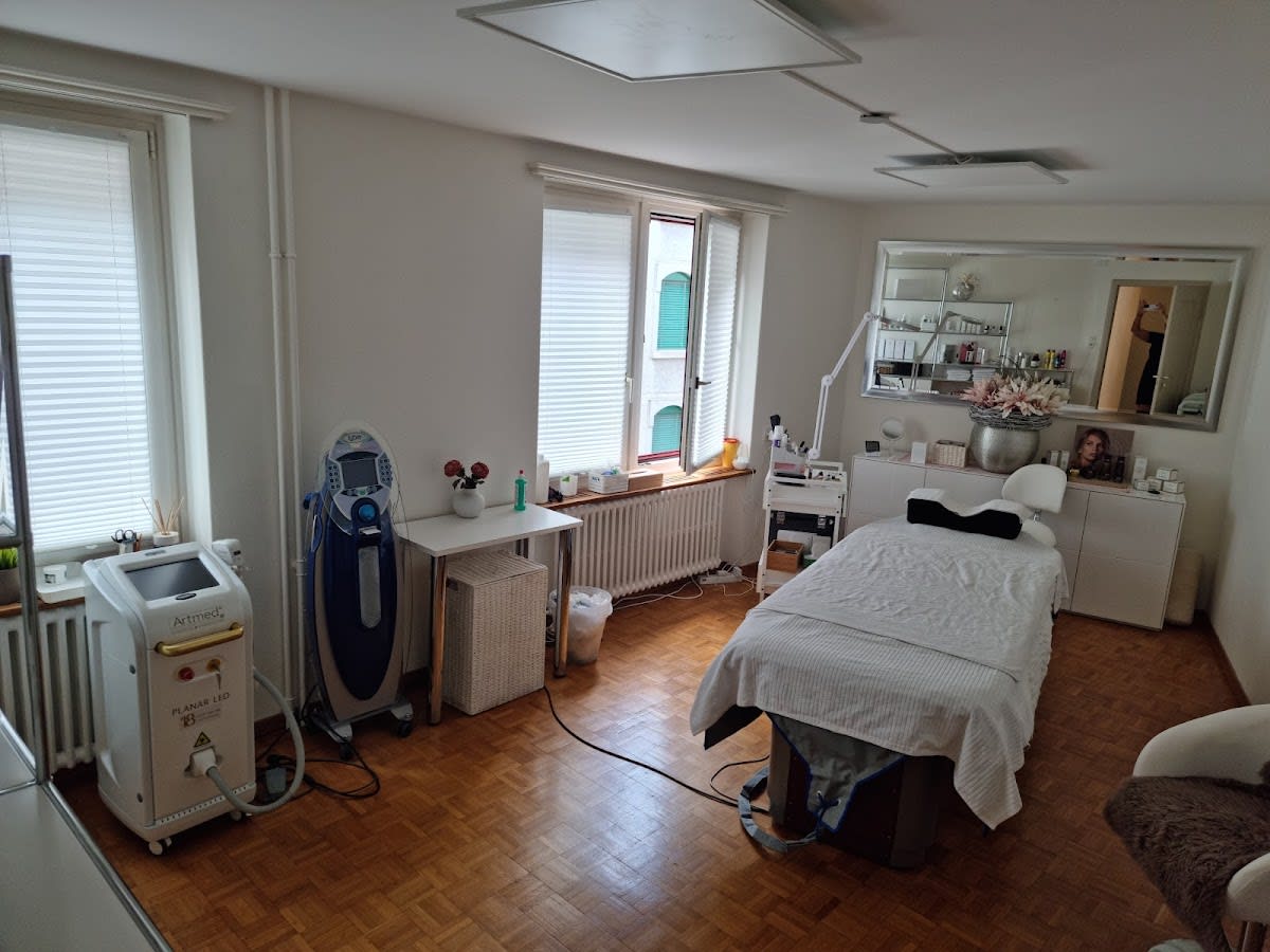 COSMED Medical Beauty gallery image 2