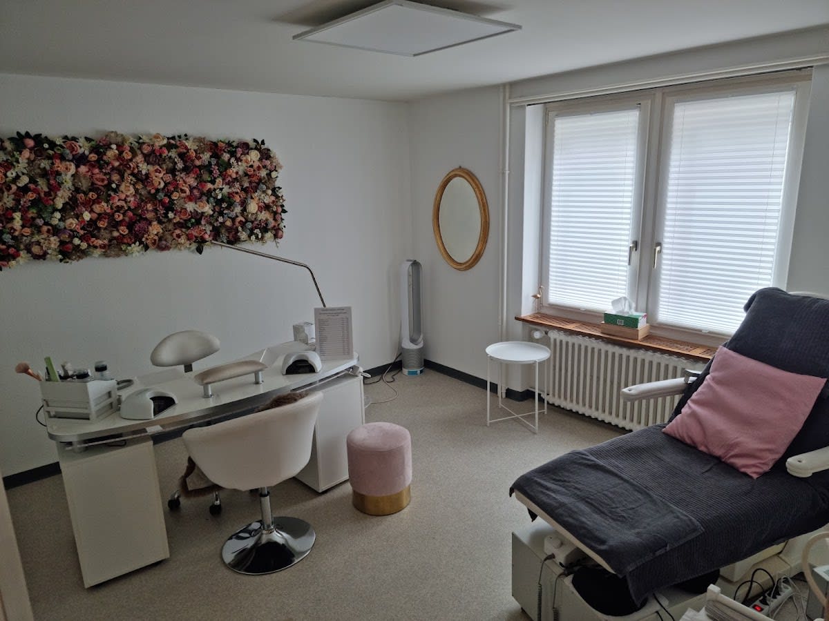 COSMED Medical Beauty gallery image 5