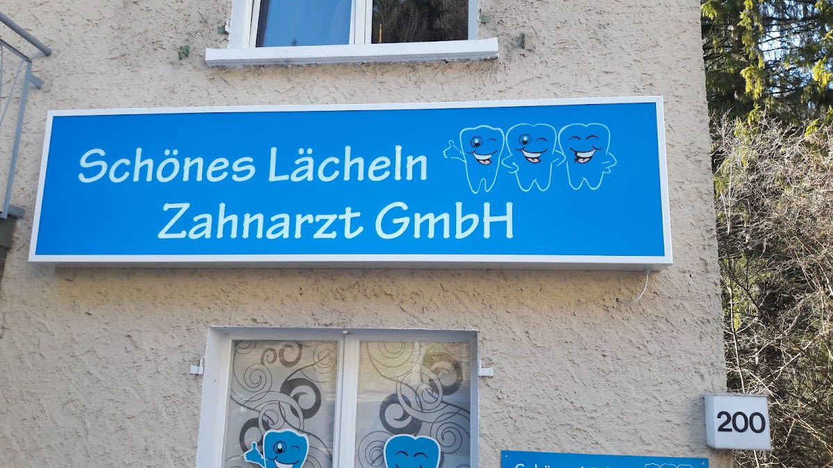 Schönes Lächeln Zahnarzt GmbH gallery image 2