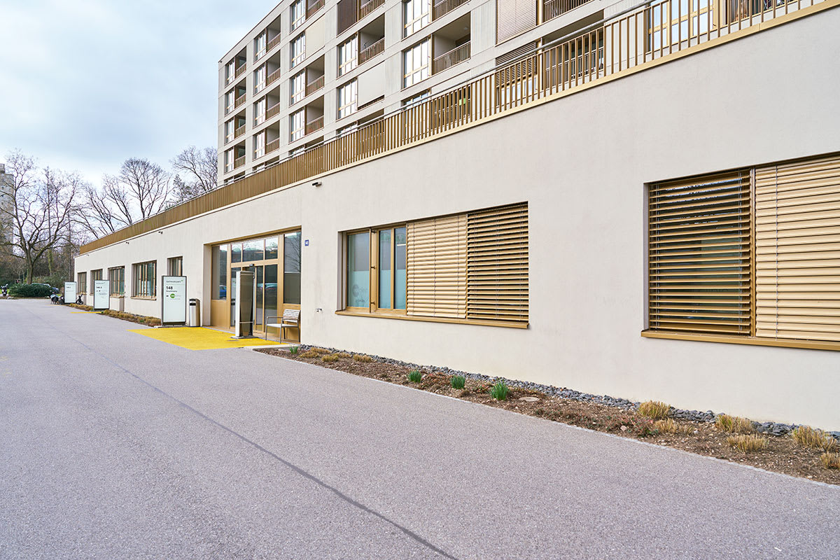 Eosclinic im Bethesda Park - Zahnarztpraxis Dr. Feller gallery image 1