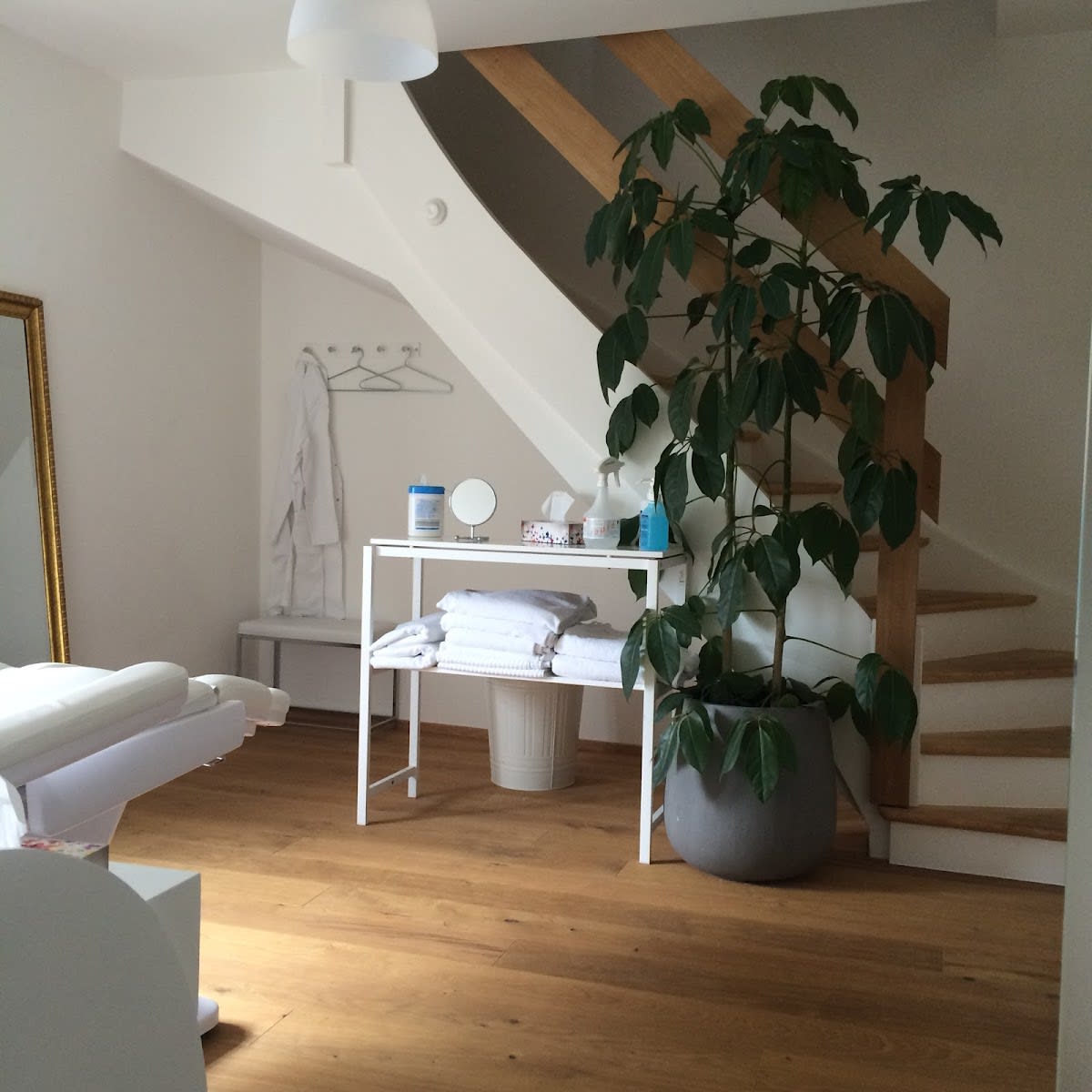 Epi-Derm-Care (Anti-Aging Praxis) gallery image 5