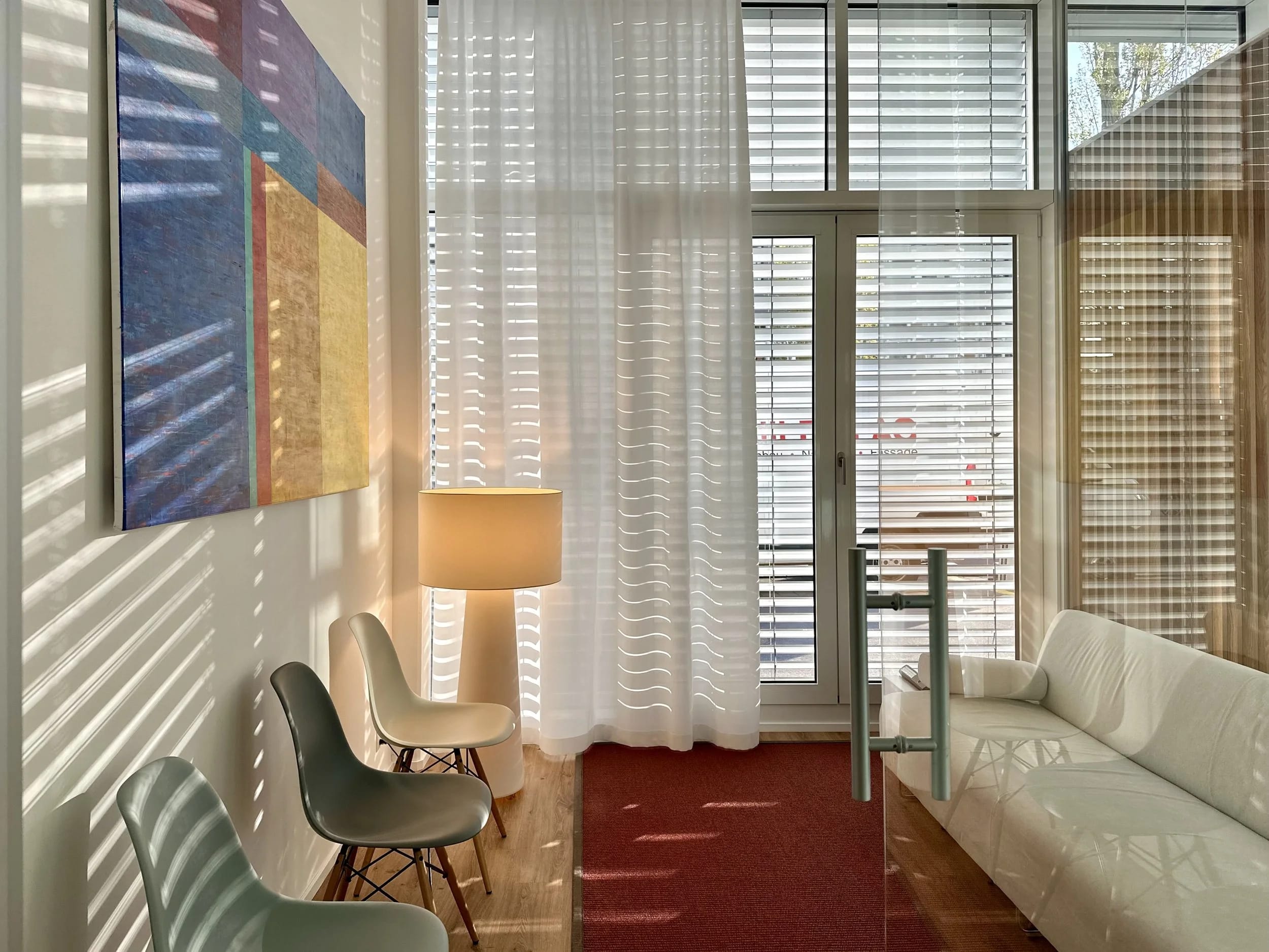 Zahnarztpraxis am Alpenquai AG gallery image 2