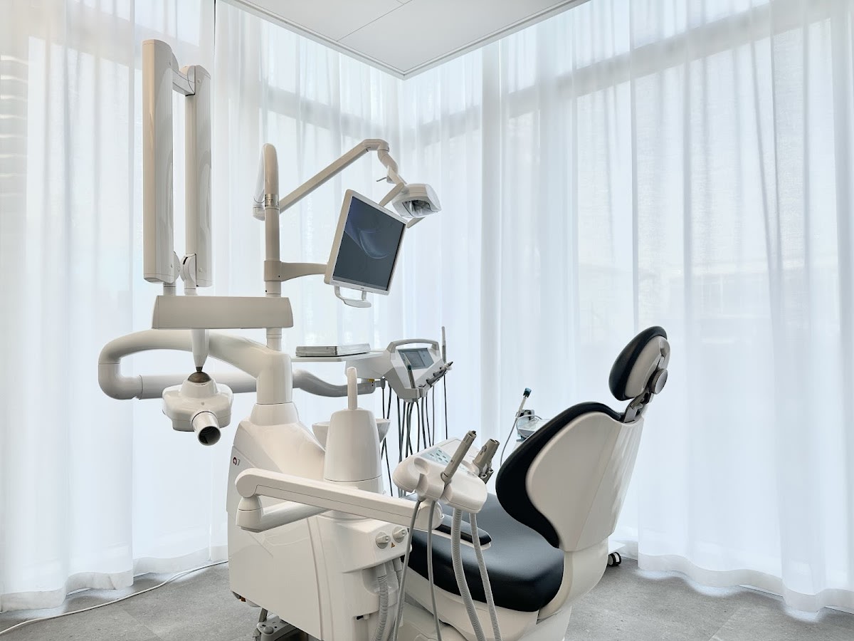 Zahnarztpraxis am Alpenquai AG gallery image 4