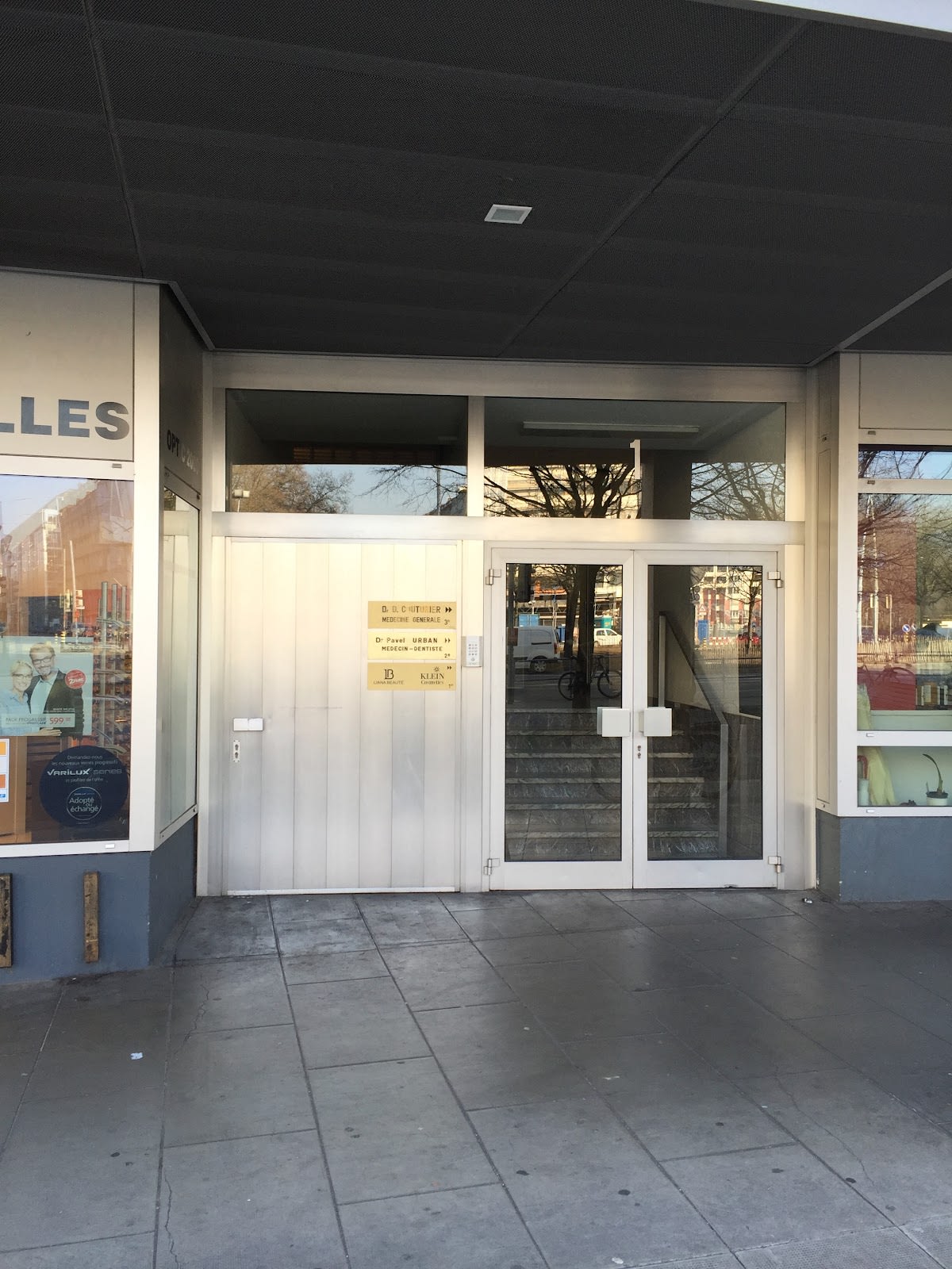 Mr. Dr méd. dent. Pavel Urban gallery image 1