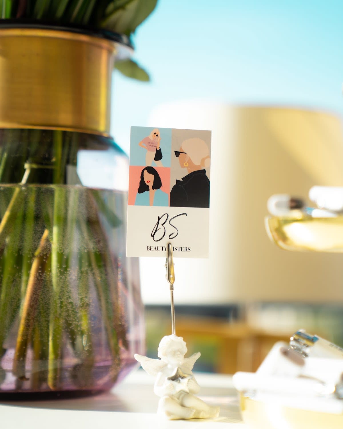 Beauty Sisters gallery image 5