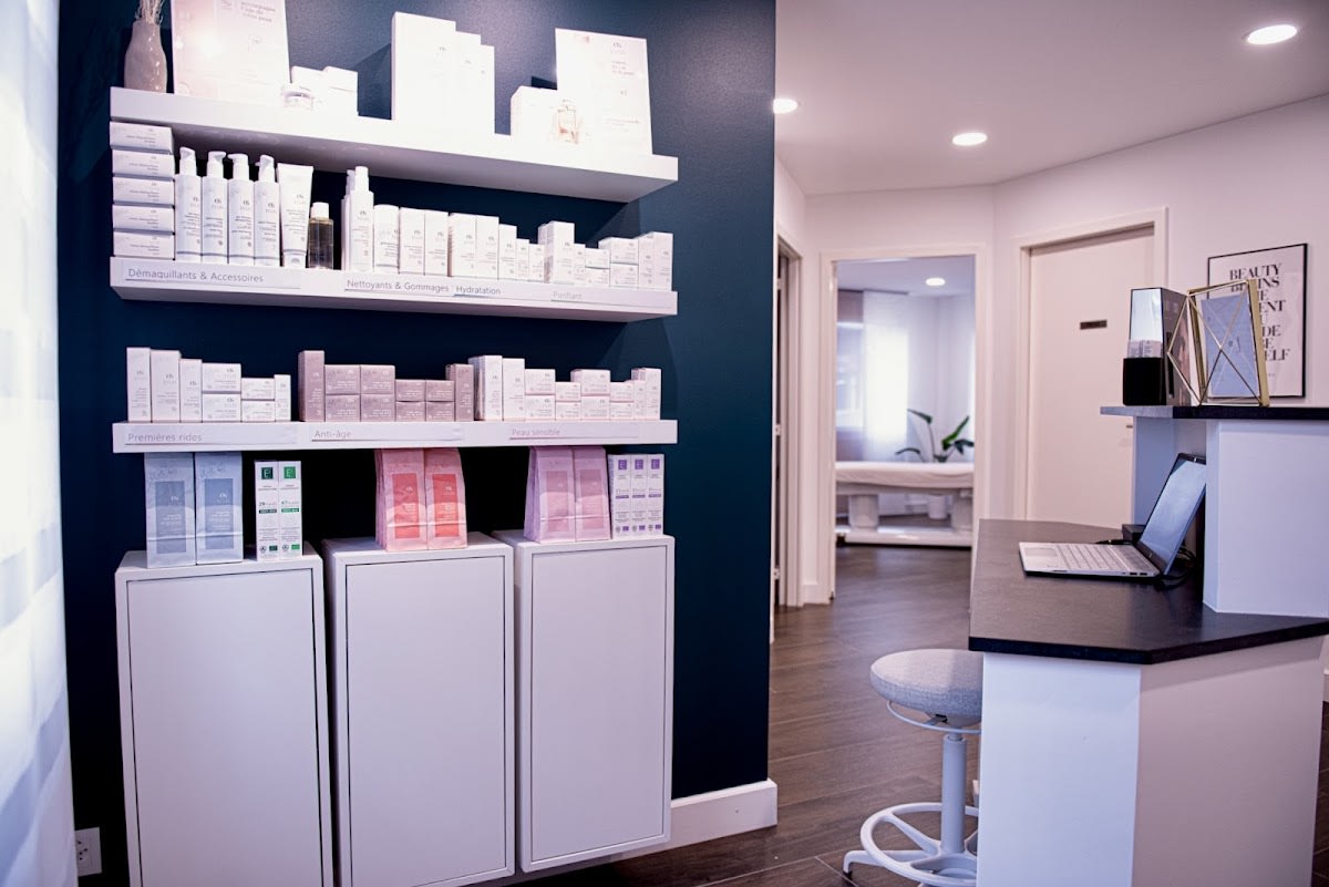 Au Paradis Des Sens gallery image 2