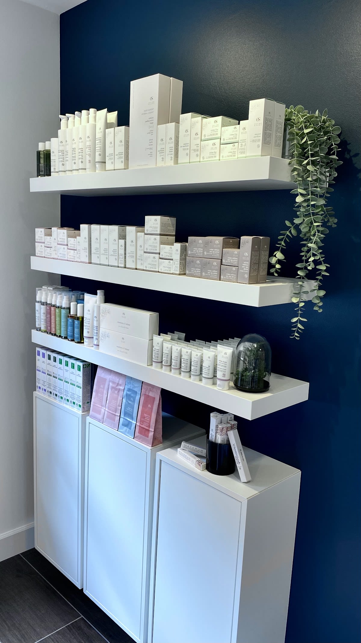 Au Paradis Des Sens gallery image 7