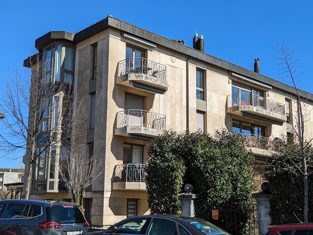 Au Paradis Des Sens gallery image 8