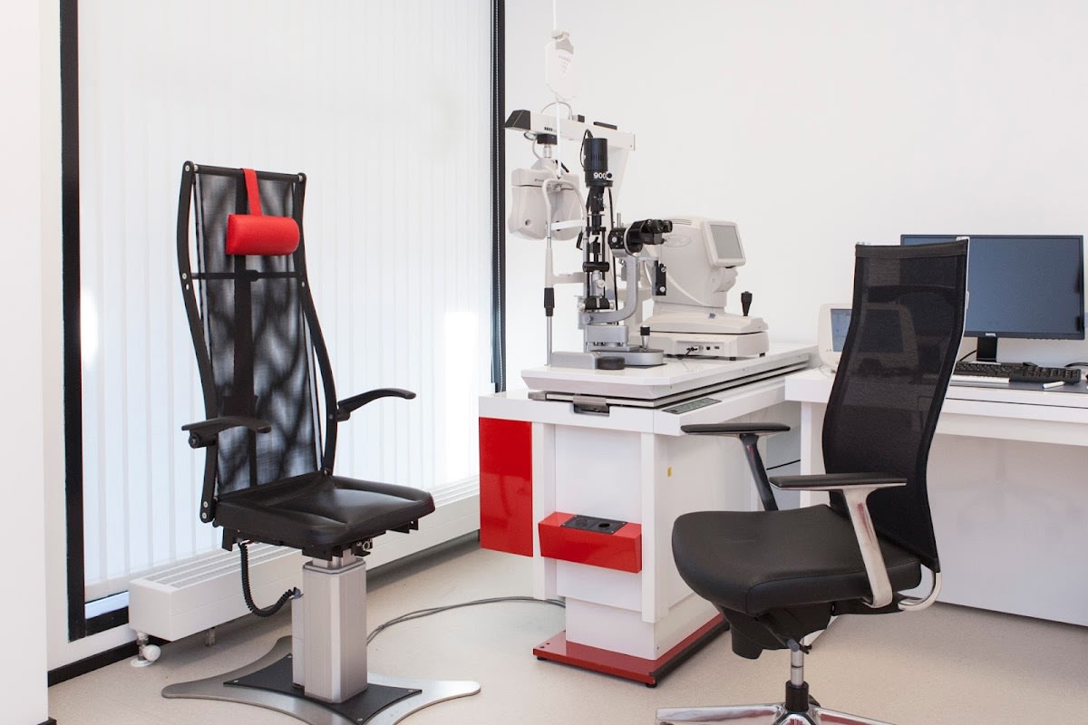 Centre de microchirurgie oculaire - CEMO Lausanne (easylaser) gallery image 5