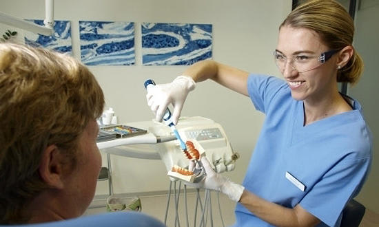 Dr méd. dent. Viviane Hurni gallery image 6