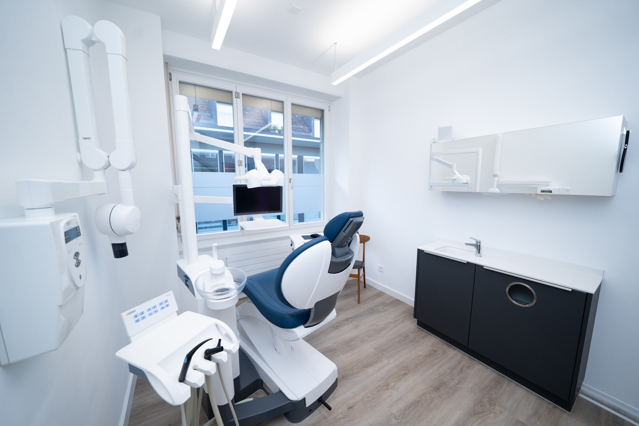 Dr. med. dent. Daniel Walther gallery image 4