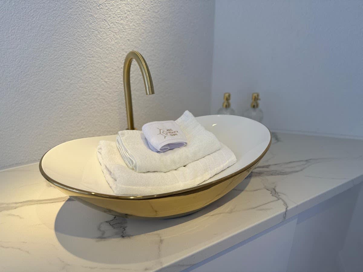 Med. Beauty Bern Kosmetikinstitut gallery image 3