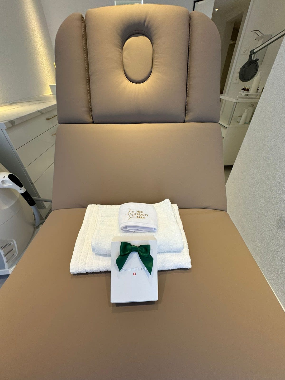 Med. Beauty Bern Kosmetikinstitut gallery image 4