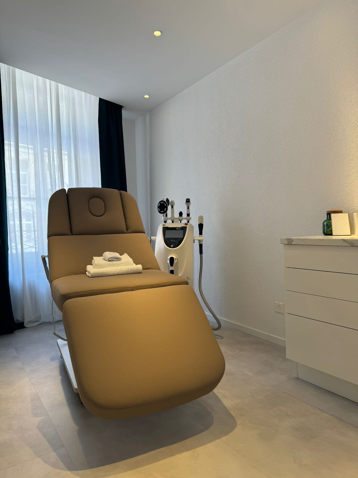 Med. Beauty Bern Kosmetikinstitut gallery image 10