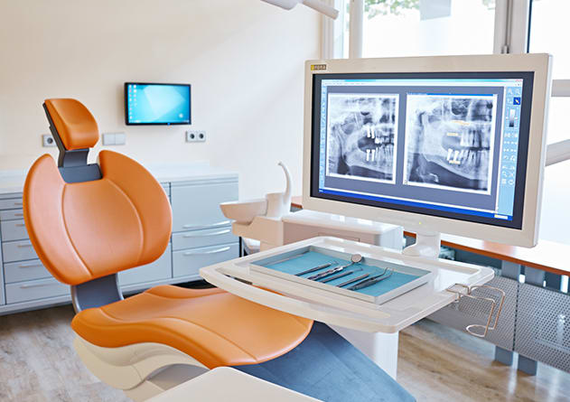 Deutsch - Schweizerische Dentalclinic - Dr. Alexander Herdt und Oleg Plaksin gallery image 6