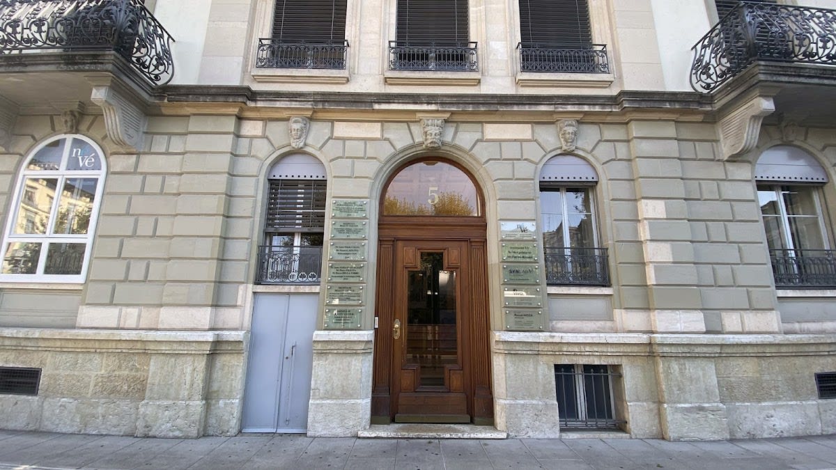 Skinpulse Dermatologie et Esthétique Genève gallery image 2