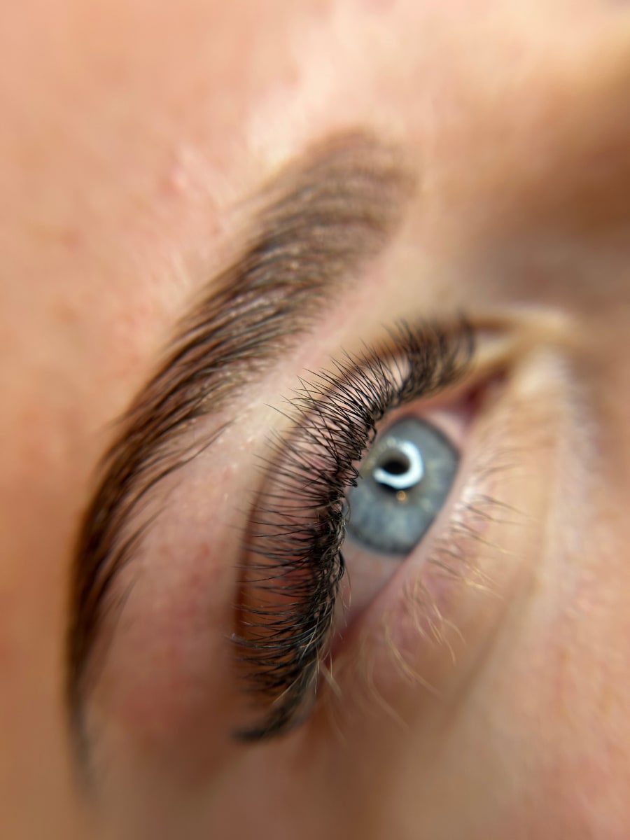 Atelier du Regard Fribourg Sourcils, Microblading, Extensions cils, gallery image 3
