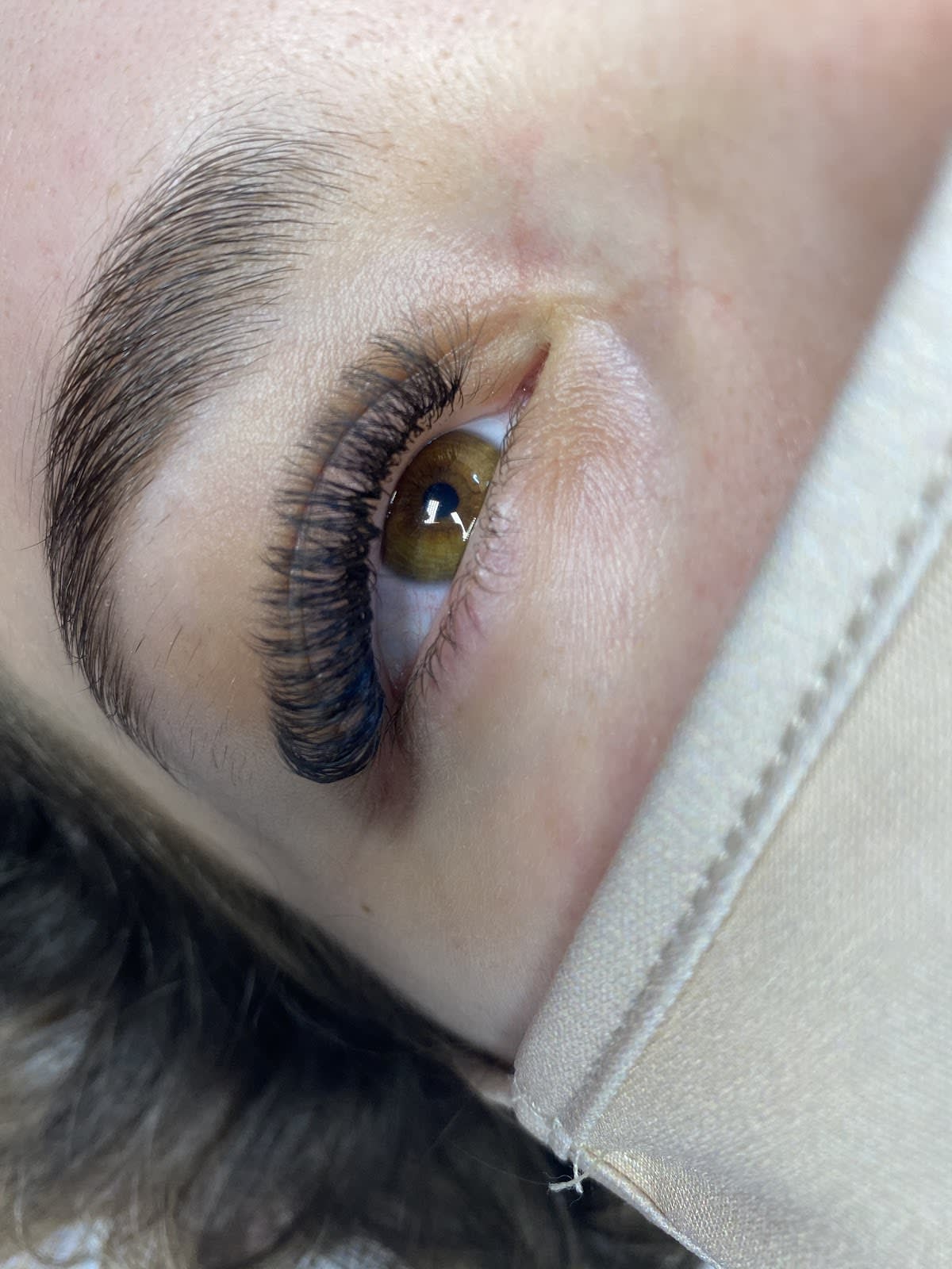 Maquillage semi-permanent et extension de cils à Lausanne gallery image 7