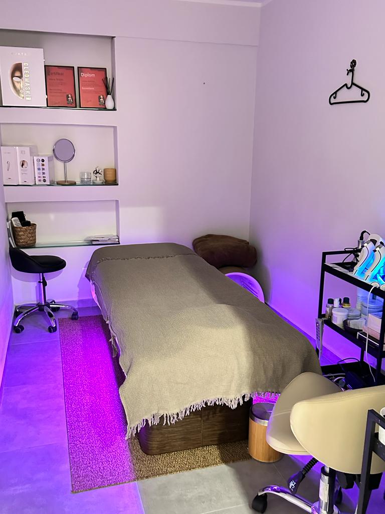 Aura Bern-Cosmetic and Spa gallery image 5