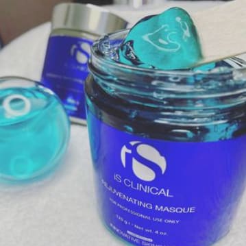 Zahira Beauty Schütz gallery image 2