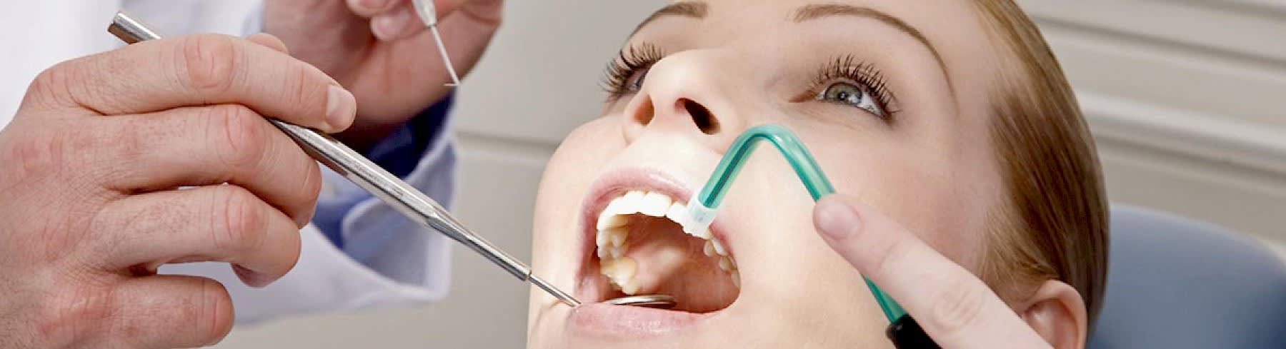 Dr. med. Dr. med. dent. Oliver Lys gallery image 3