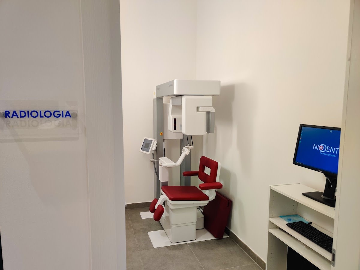 Studio dentistico NioDent gallery image 8