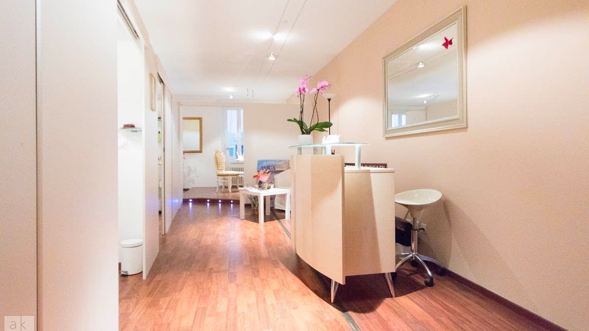 Estetica Fashion gallery image 1