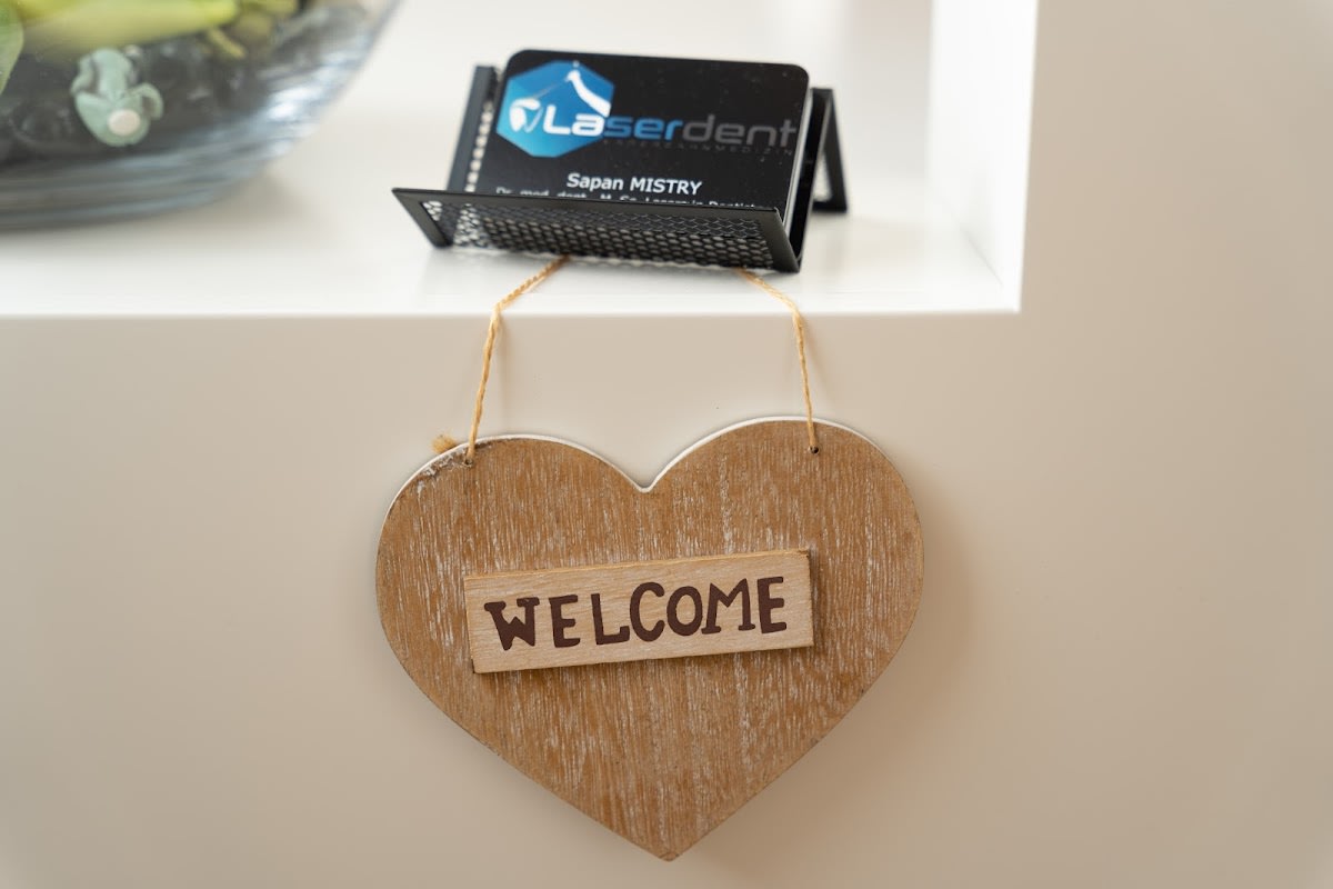 Zahnarzt Bern | Zahnarztpraxis Bern | Laserdent Laserzahnmedizin gallery image 1