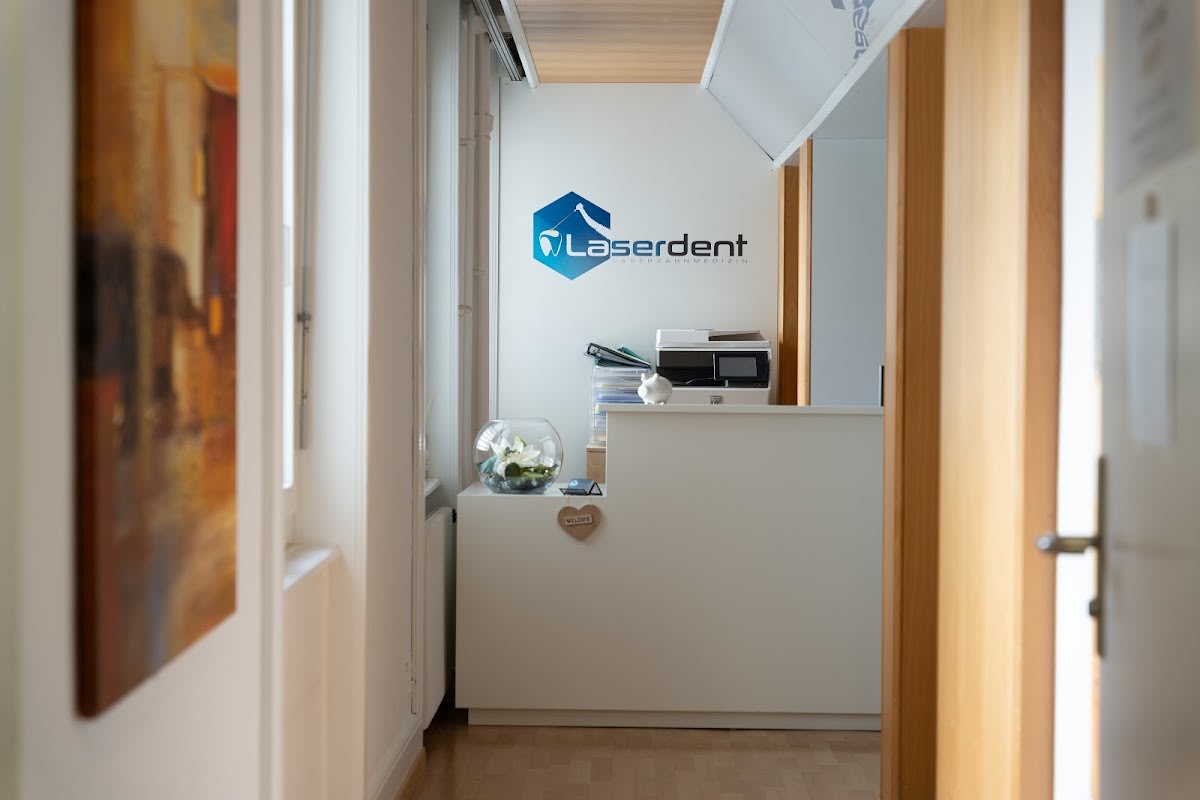 Zahnarzt Bern | Zahnarztpraxis Bern | Laserdent Laserzahnmedizin gallery image 5