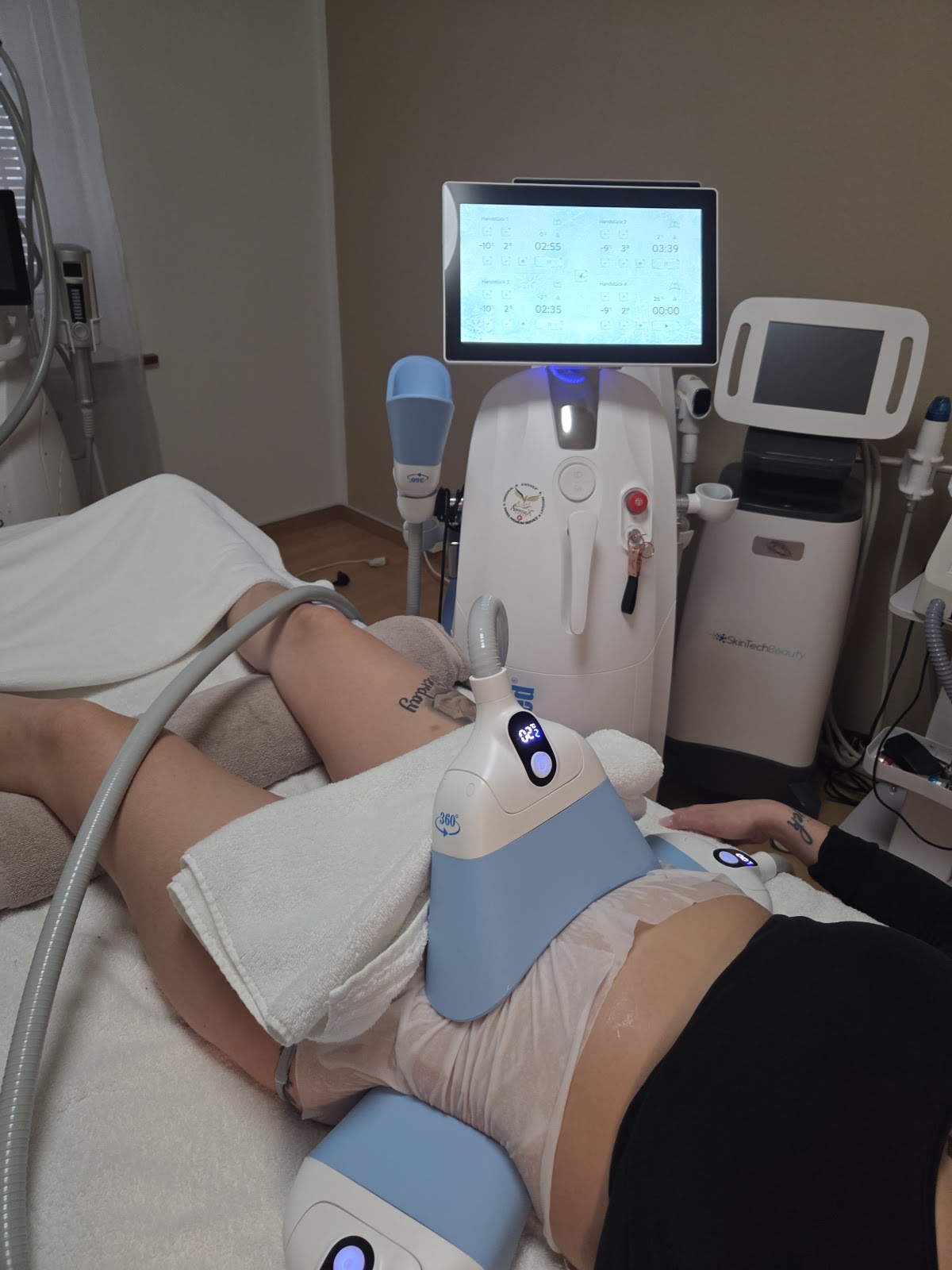 Med RS Cosmetics gallery image 5