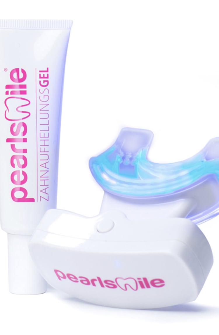 Bleaching Lounge Dream Smile Basel interior