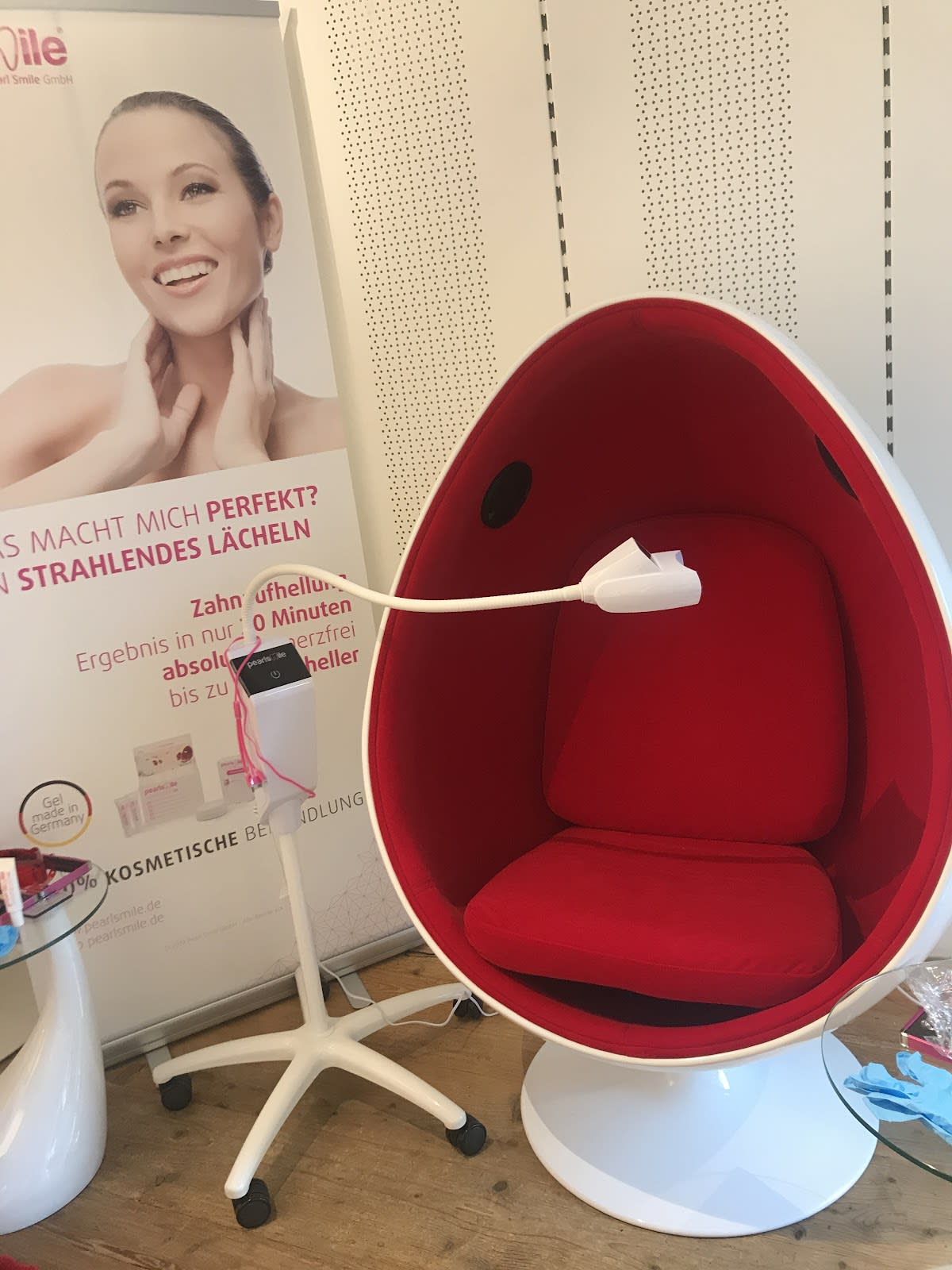 Bleaching Lounge Dream Smile Basel gallery image 2