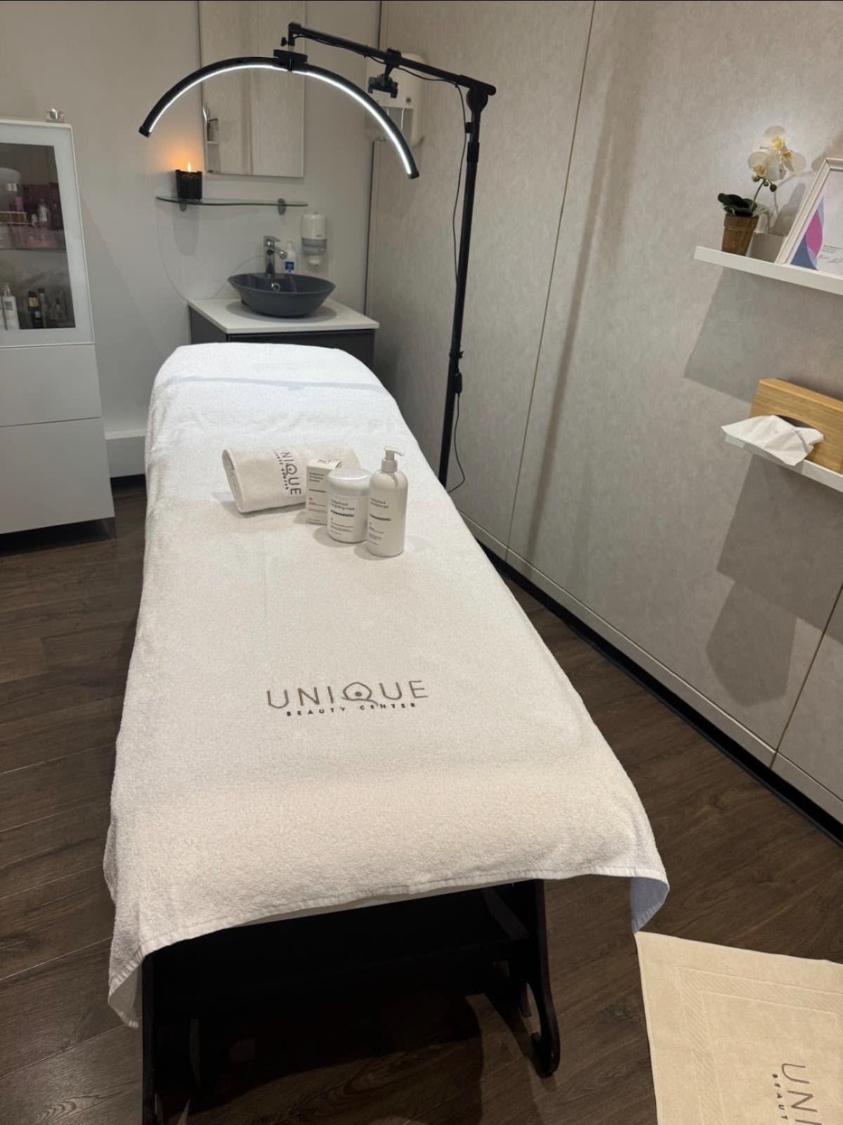 Unique Beauty Center gallery image 2