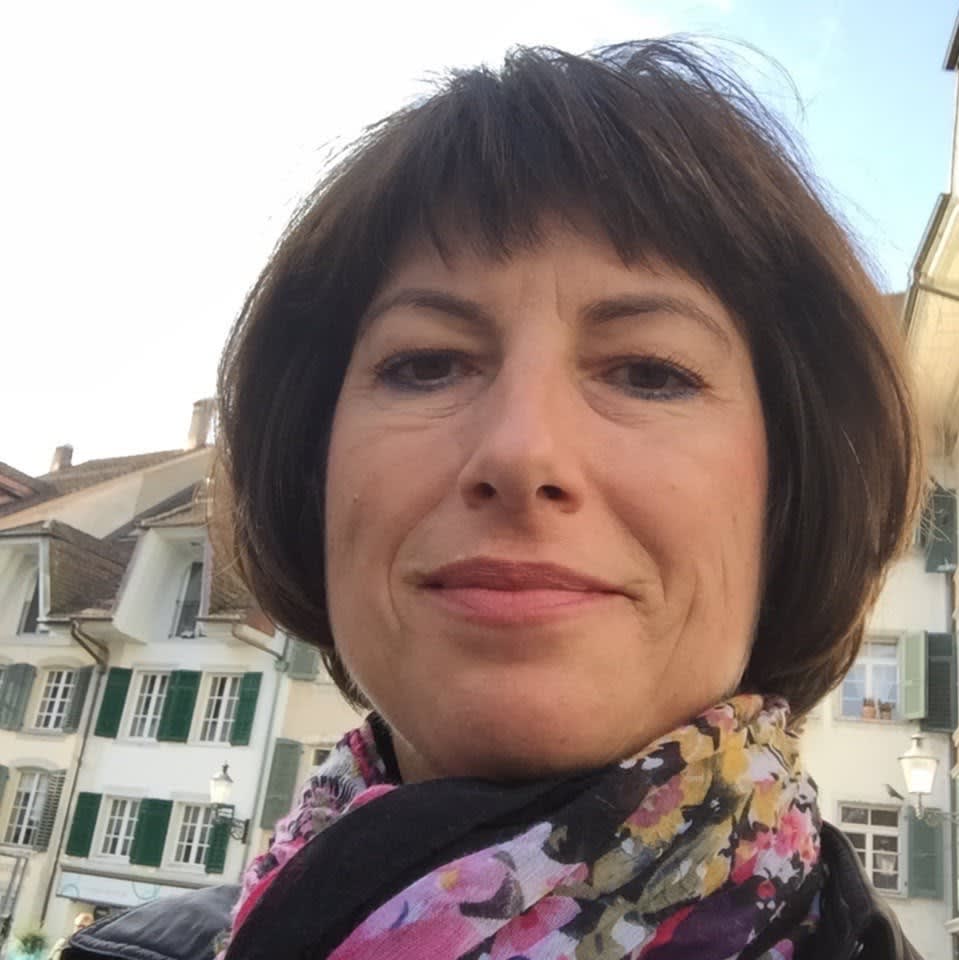 Zahnarzt Luzern Dr. med. dent. Alexandra Rutar gallery image 8